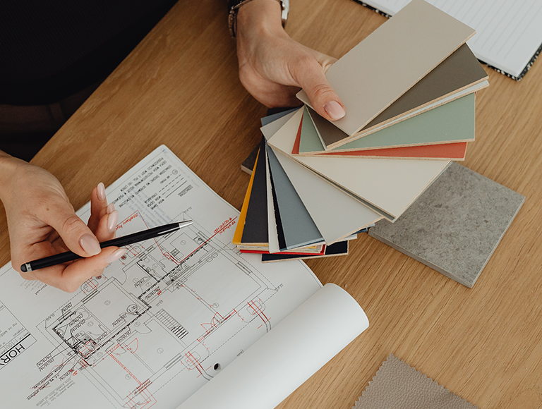 Client design consultation in Los Angeles